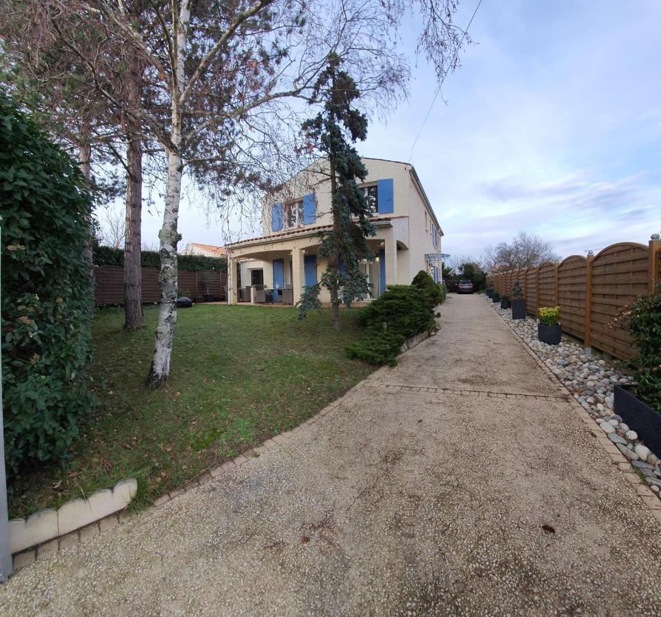 Le Petit Manoir Bed & Breakfast Vaux-sur-Mer Bagian luar foto